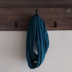 Turquoise circle Scarf